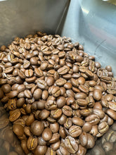 Load image into Gallery viewer, Solar Roast Whirlybird Blend Coffee - Light/Dark Roast
